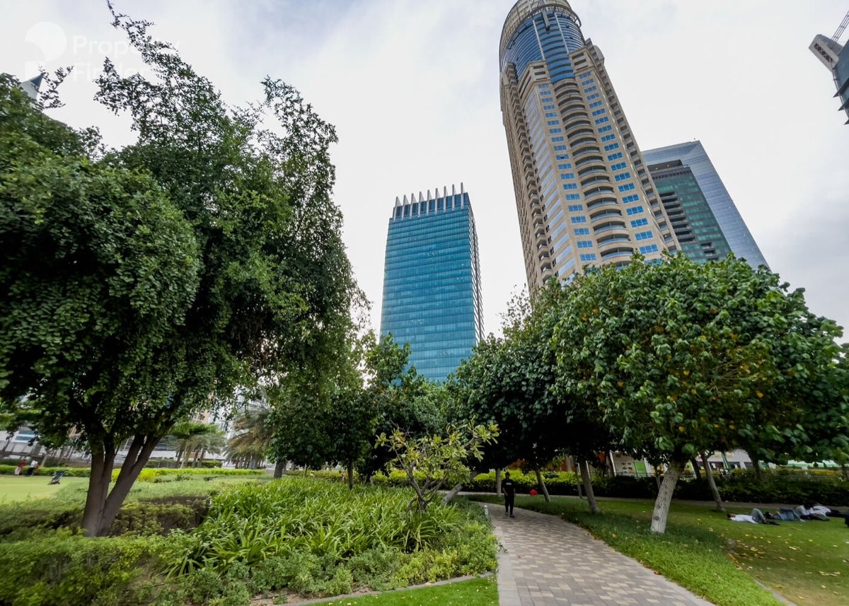 Shaded walking track in JLT Park, Jumeirah Lake Towers